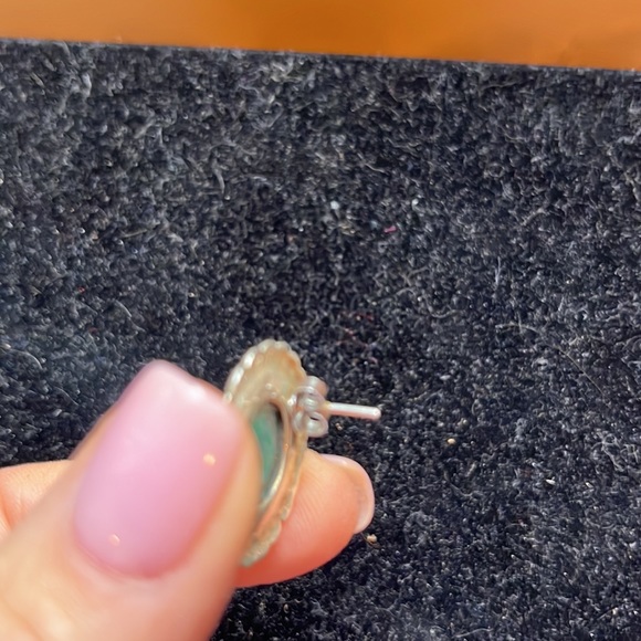 Silver and malachite earrings - Picture 6 of 9